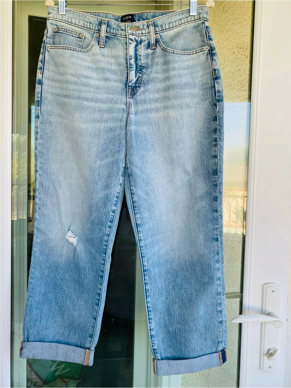 J.Crew Relaxed Boyfriend Jeans Size 28 Light Wash distressed Cuffed Denim